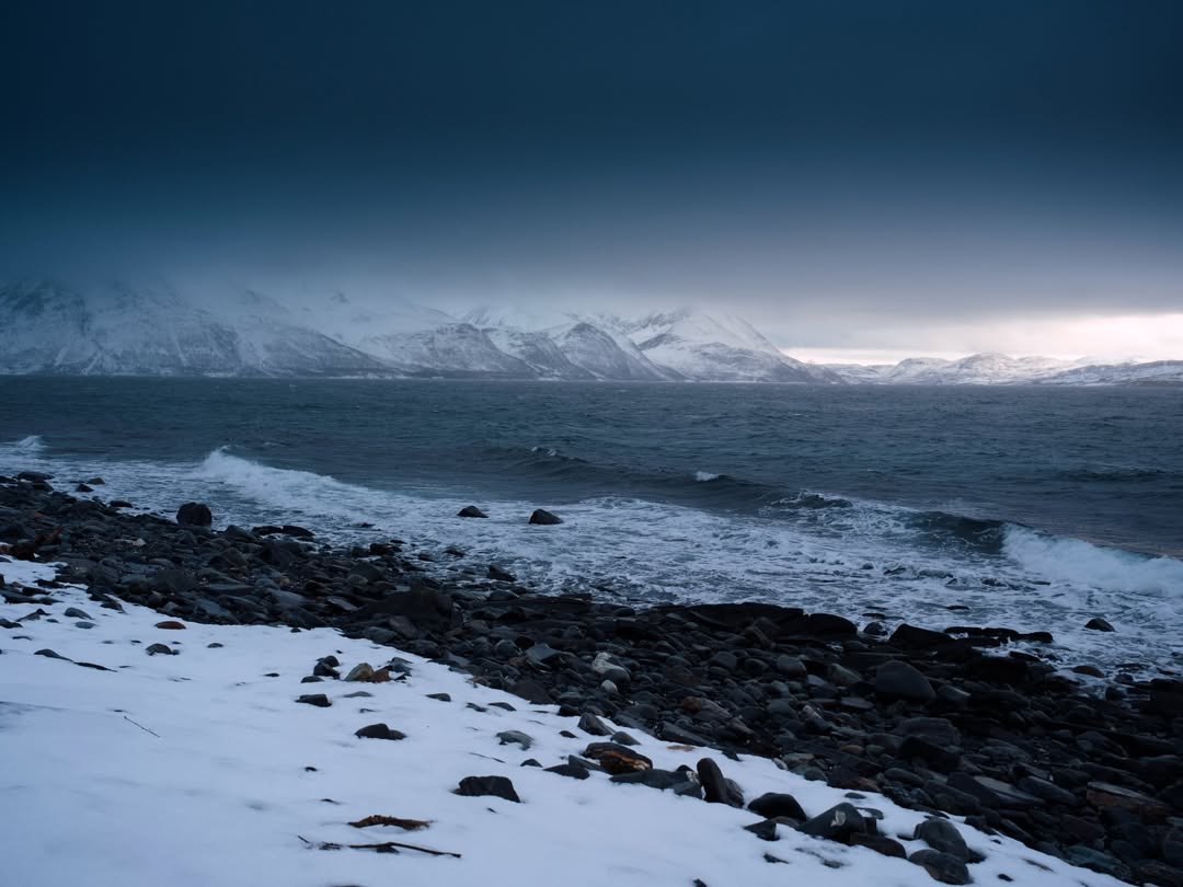 visualsofearth1's tweet photo. Lofoten Islands, Norway https://t.co/4WDFCqHvQn