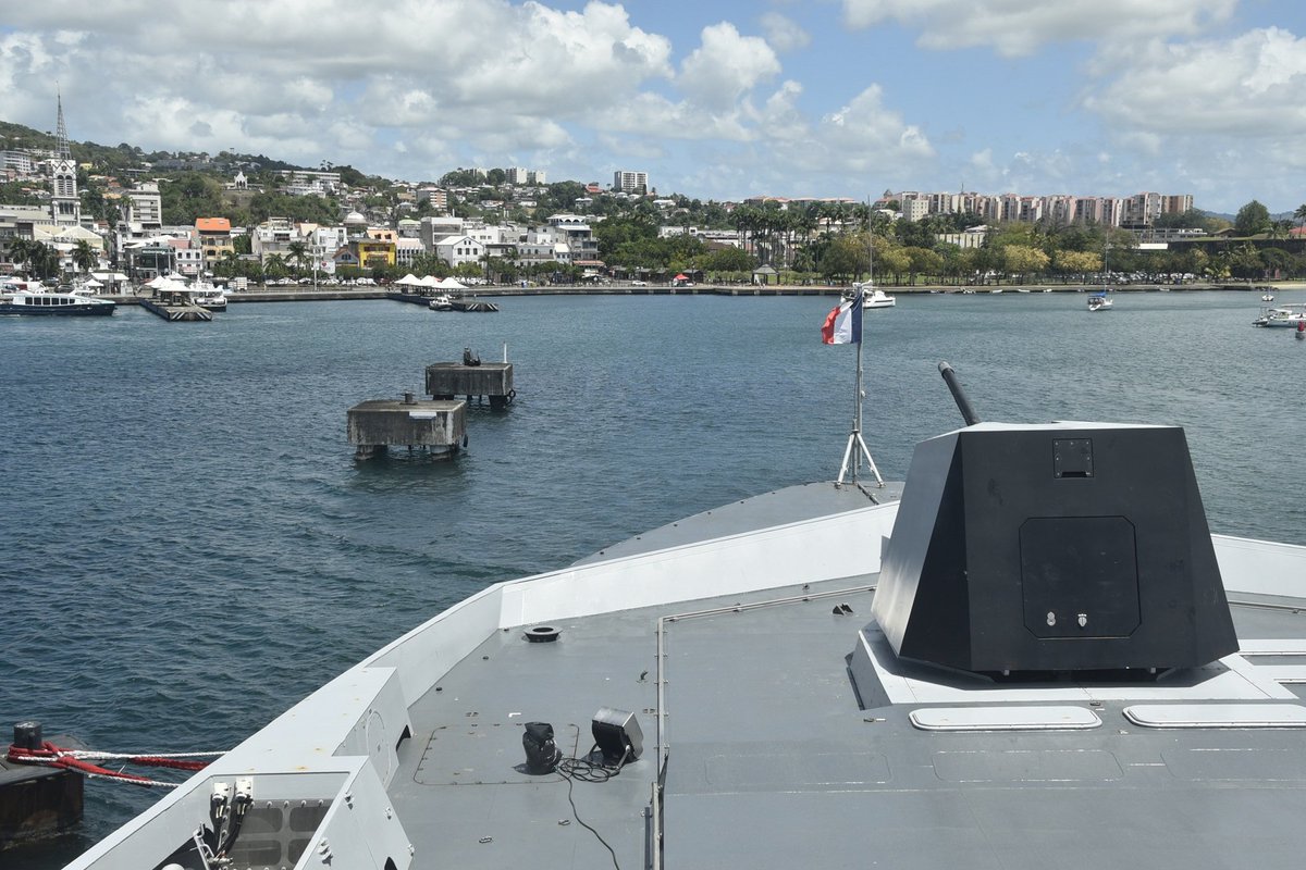 Marine nationale tweet media