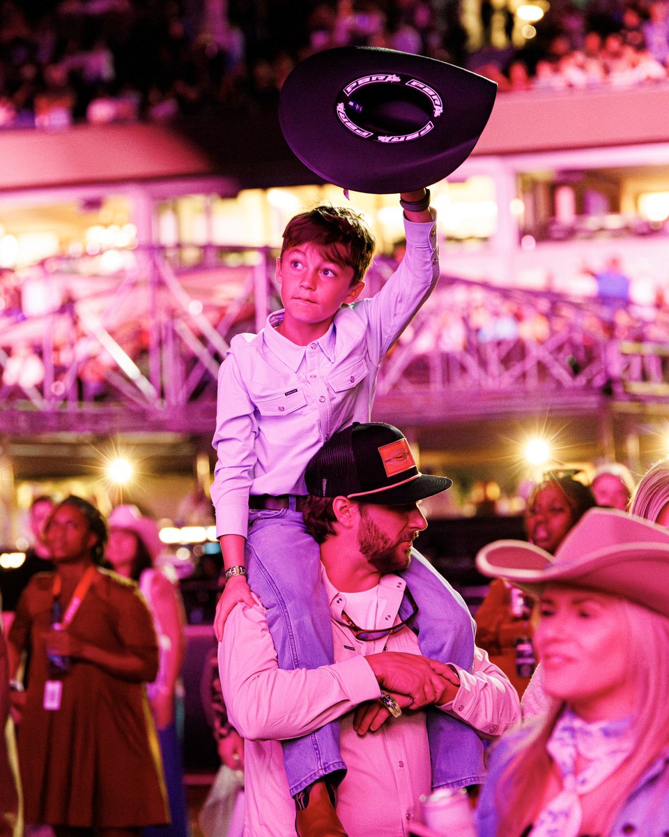 Jon Pardi tweet media