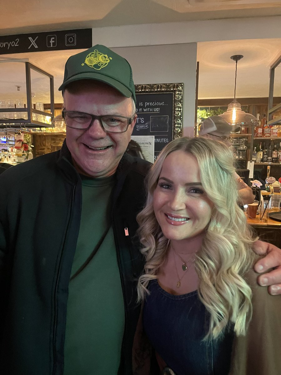 Michael Evans tweet media