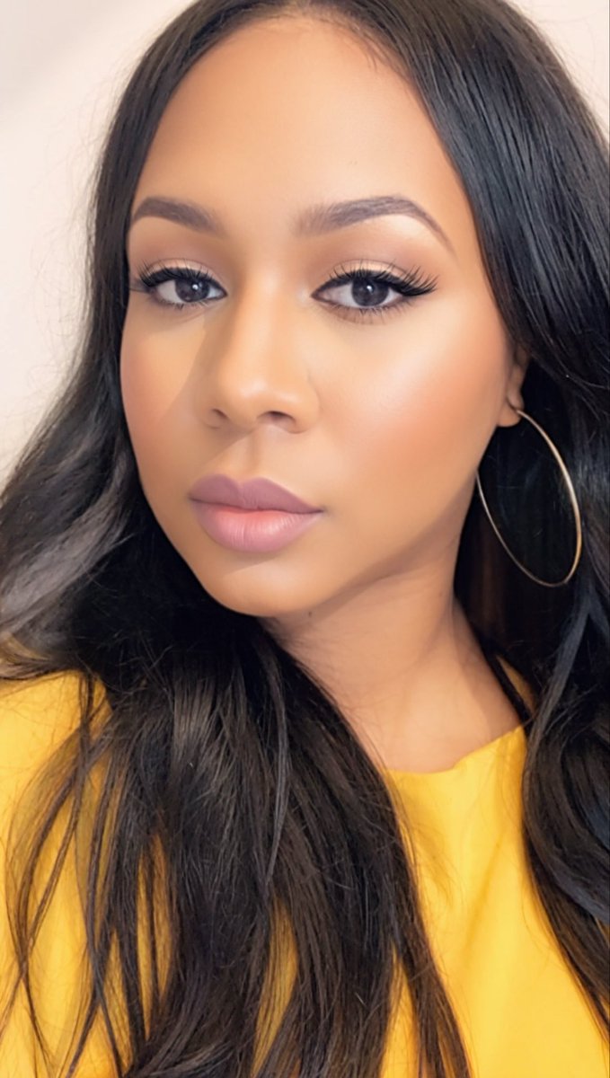 According2Jay's tweet photo. Beautiful is the mood today. Happy Saturday. 💛 https://t.co/ZTiEaqt0vg