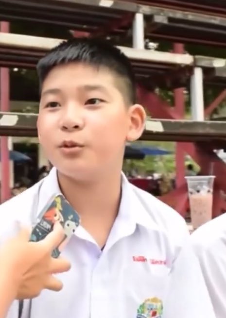 ไรอ่ะน้อง
ผมชุ้อบพี่

DUANG WITH YOU EP7 
#ด้วงกับเธอEP7