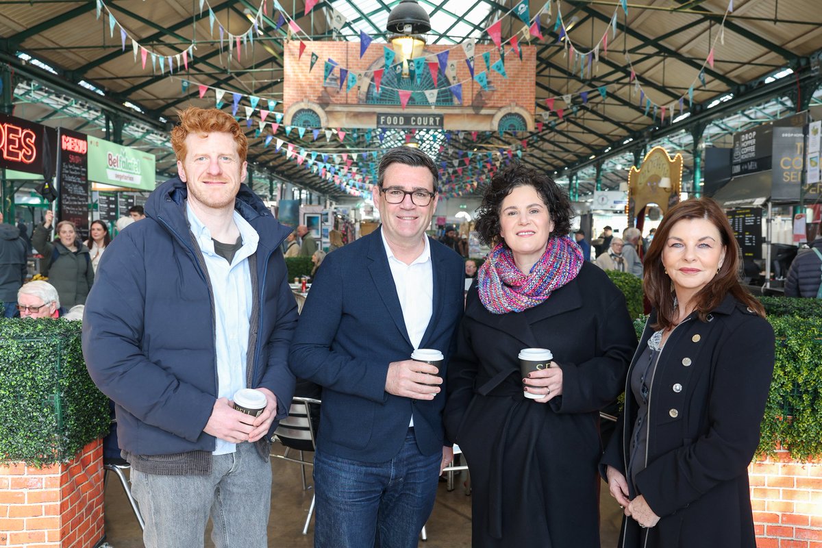 Enjoyed some craic and chowder with Andy Burnham in St Georges Market earlier.