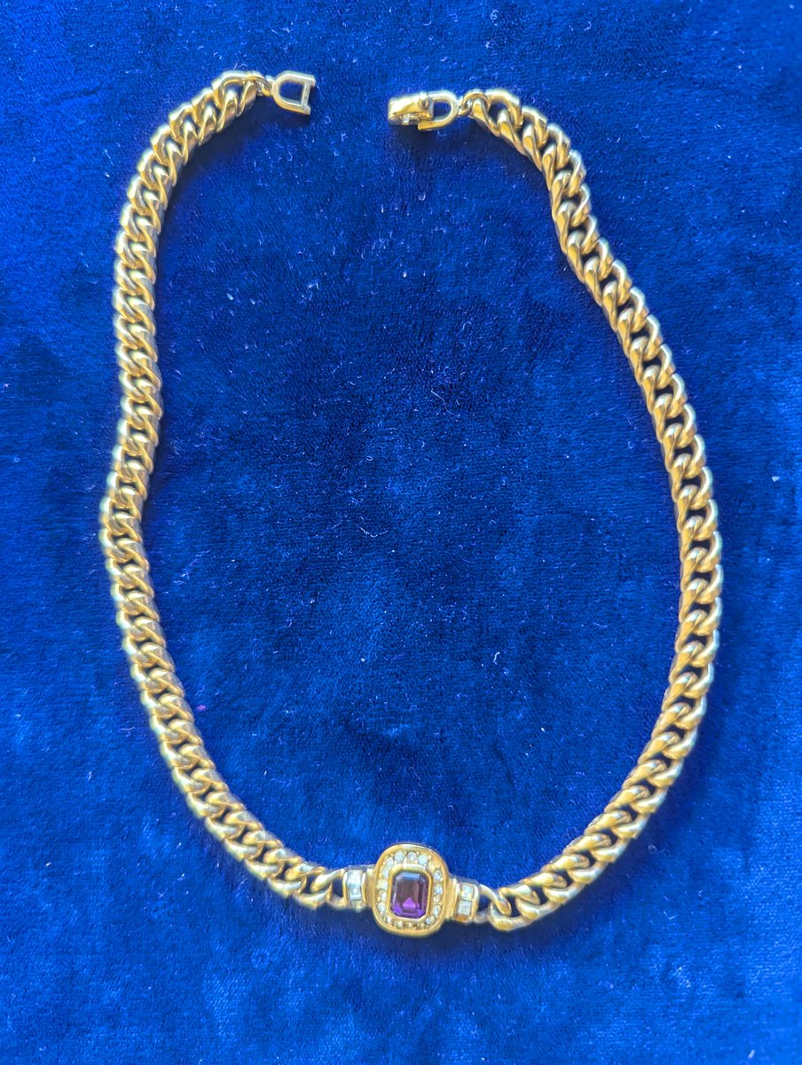 ListSale's tweet photo. Sterling silver, gemstone jewelry, watches, Swarovski crystal, and collectible estate finds across 600+ lots in Sunny’s latest online sale. Bidding is open now.https://t.co/1cPKaIV1SR https://t.co/Ag6ilWnNyT