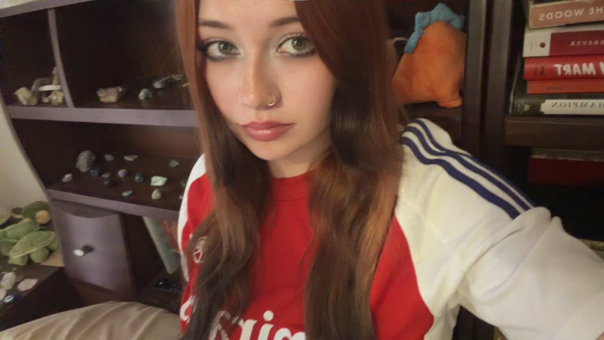 returnmyhead's tweet photo. Did black tips for my hair <3 https://t.co/5phoaXOsVw