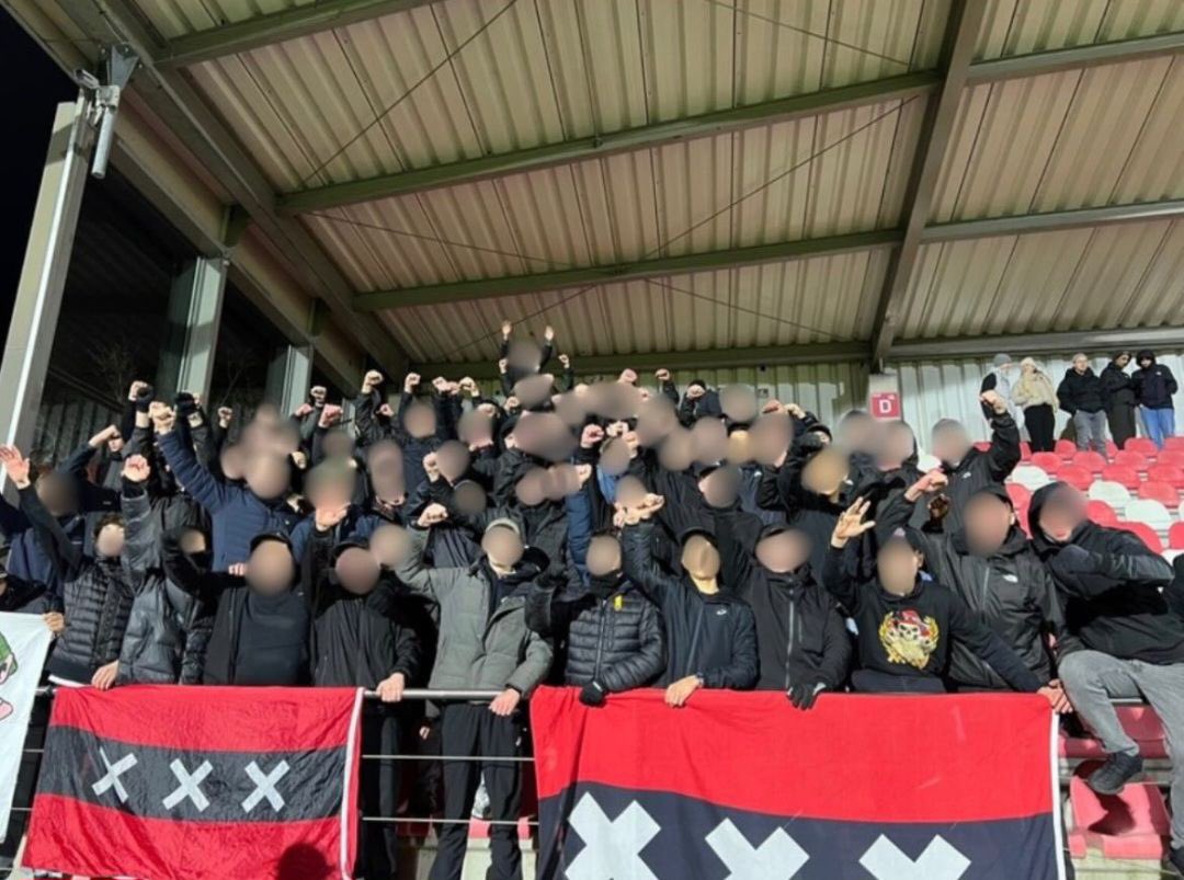 Voetbal Ultras tweet media