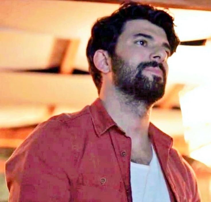 ViviAkyurek tweet media