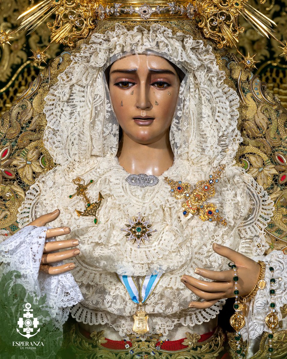 EsperanzaHuelva's tweet photo. 𝗡𝗨𝗘𝗦𝗧𝗥𝗔 𝗦𝗘𝗡̃𝗢𝗥𝗔 𝗗𝗘 𝗟𝗔 𝗘𝗦𝗣𝗘𝗥𝗔𝗡𝗭𝗔 𝗘𝗡𝗧𝗥𝗢𝗡𝗜𝗭𝗔𝗗𝗔 𝗘𝗡 𝗦𝗨 𝗣𝗔𝗦𝗢 𝗗𝗘 𝗣𝗔𝗟𝗜𝗢. 

La espera va llegando a su fin. La Virgen ya está bajo palio. ¡Ave María! 

📲https://t.co/0JrCq18DZx 

#EsperanzadeHuelva https://t.co/Ak9WVbPkw1