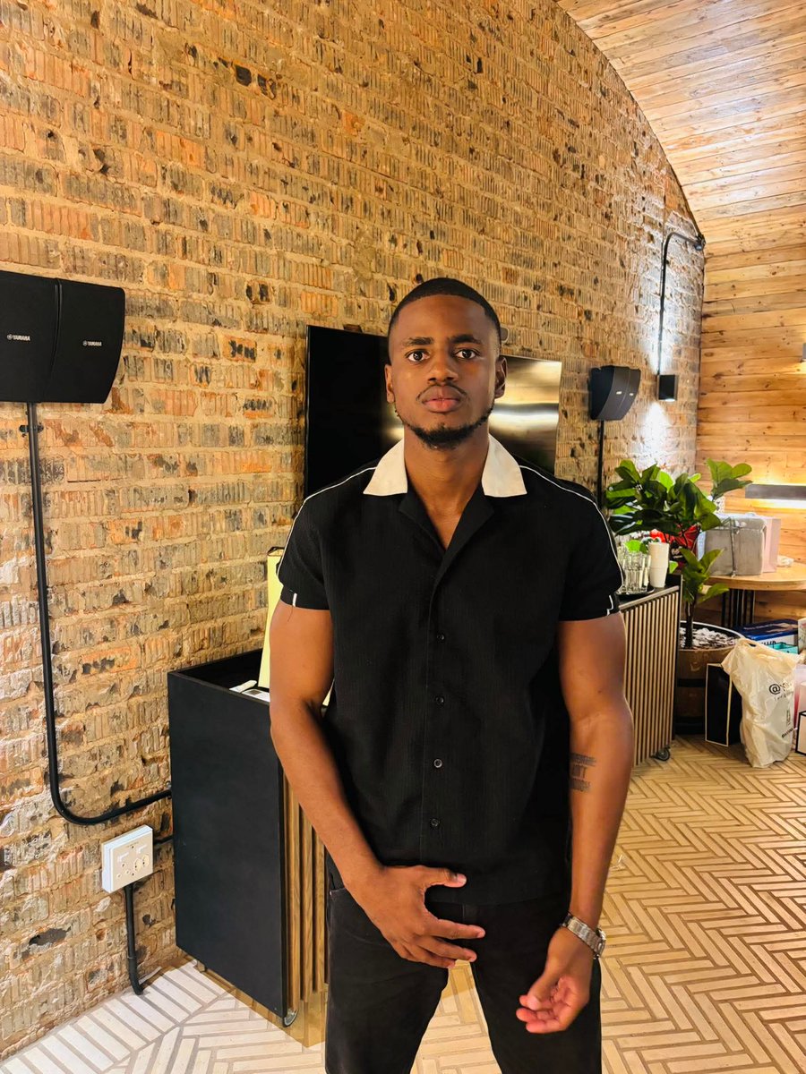 Black door studio International tweet media