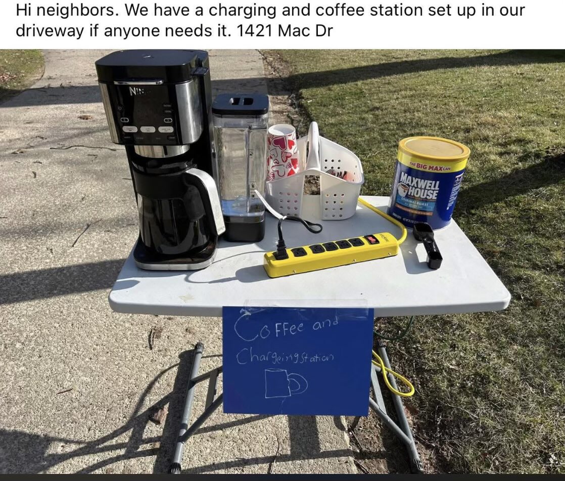 Yesterday’s winds as high as 70 mph, have left many in surrounding areas without power. City hall has brought dry ice in for distribution. 
I thought this is a great way to say you care for your neighbors (+tea😉) &amp; to strike up a conversation.
Light in a literally dark world!