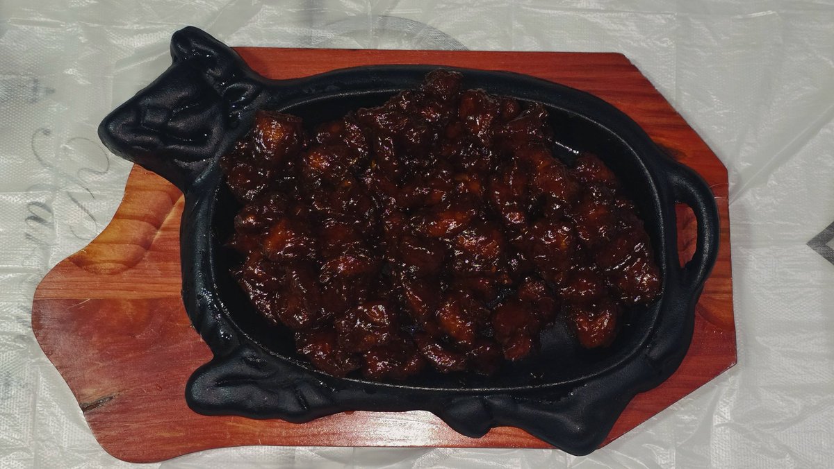 guess who tweet media