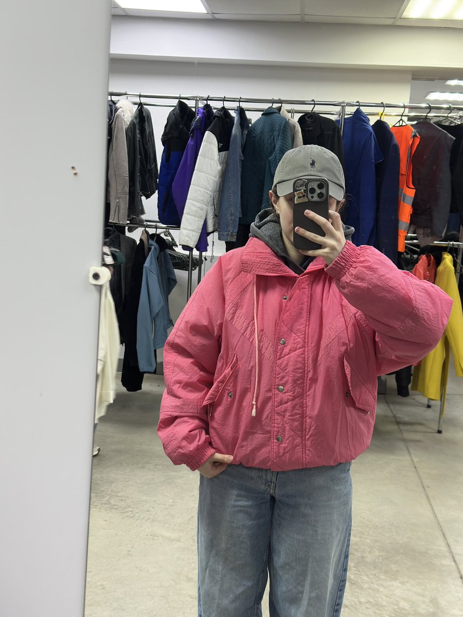 даринка tweet media