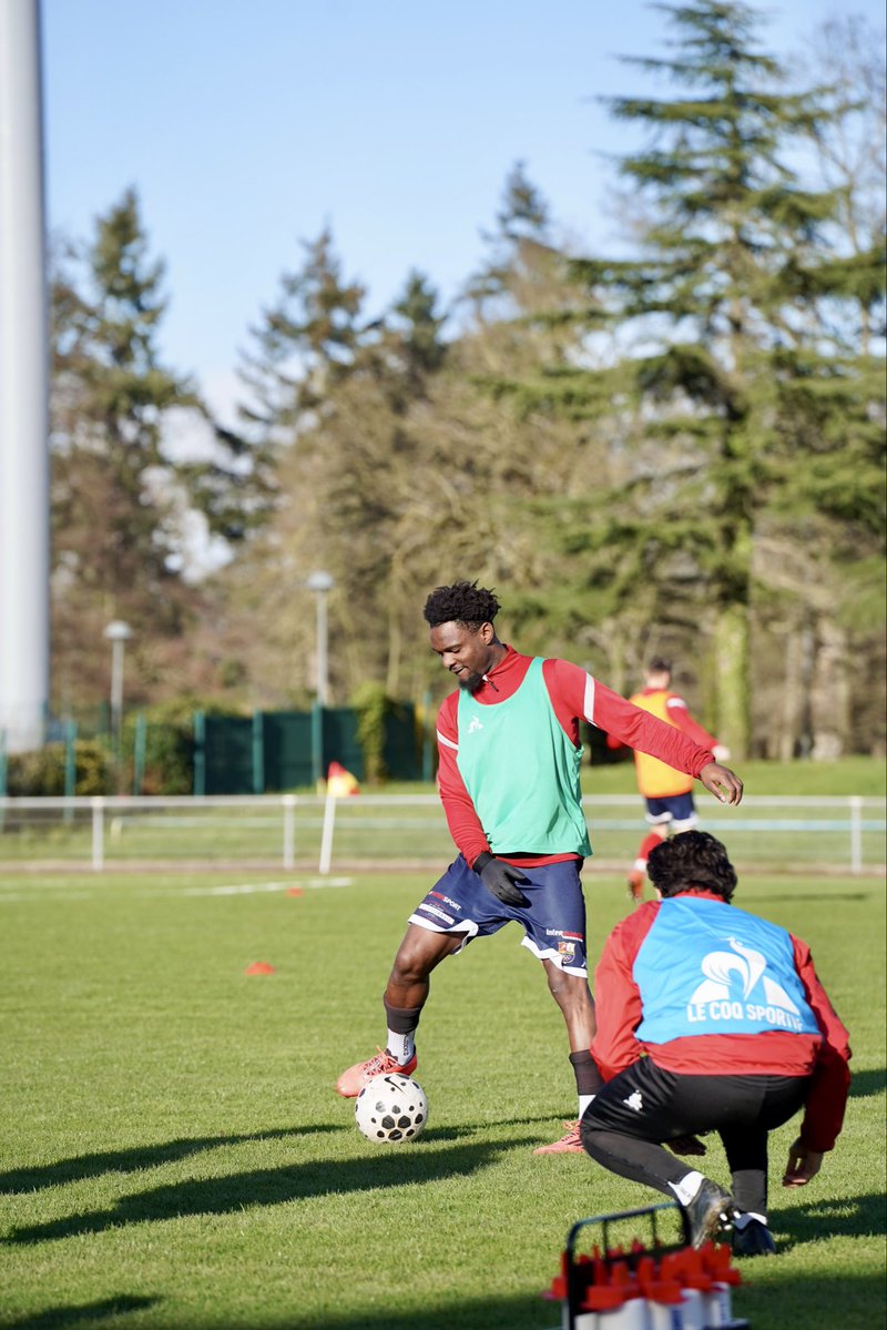 OC Cesson Football tweet media