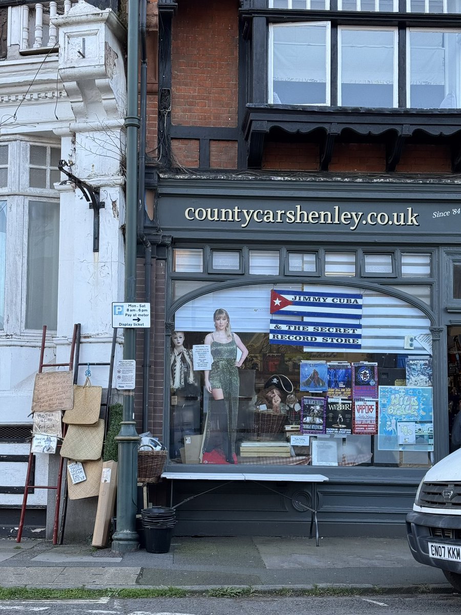 Daisy ✿ tweet media