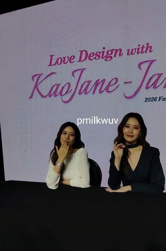 pmilkwuv's tweet photo. My first FM and it did not disappoint! Thank you for the wonderful performances you've prepared. I had a great time 🥺. I'm  happy to finally see you two in person. So beautiful and talented I love you both see you again! 

LOVEDESIGN 1ST FM in Manila
#KaoJaneJaneKaoFMinManila https://t.co/P8elS19GA6