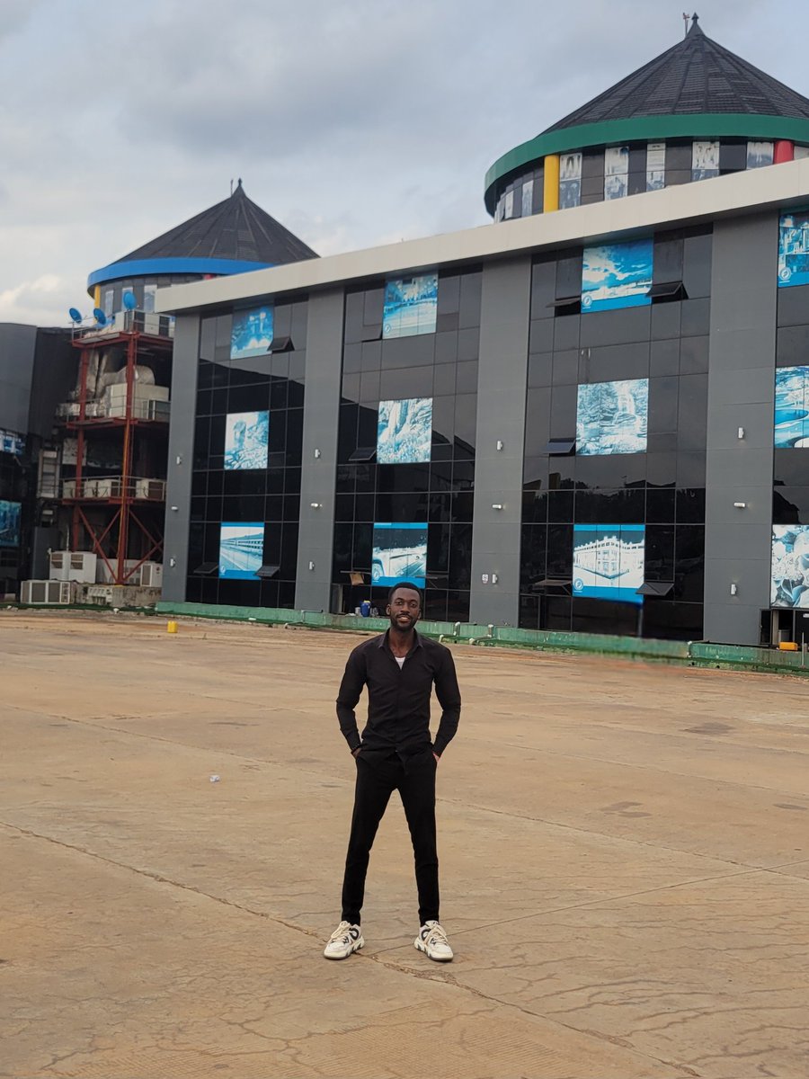 Teacher Sam👨🎓 tweet media