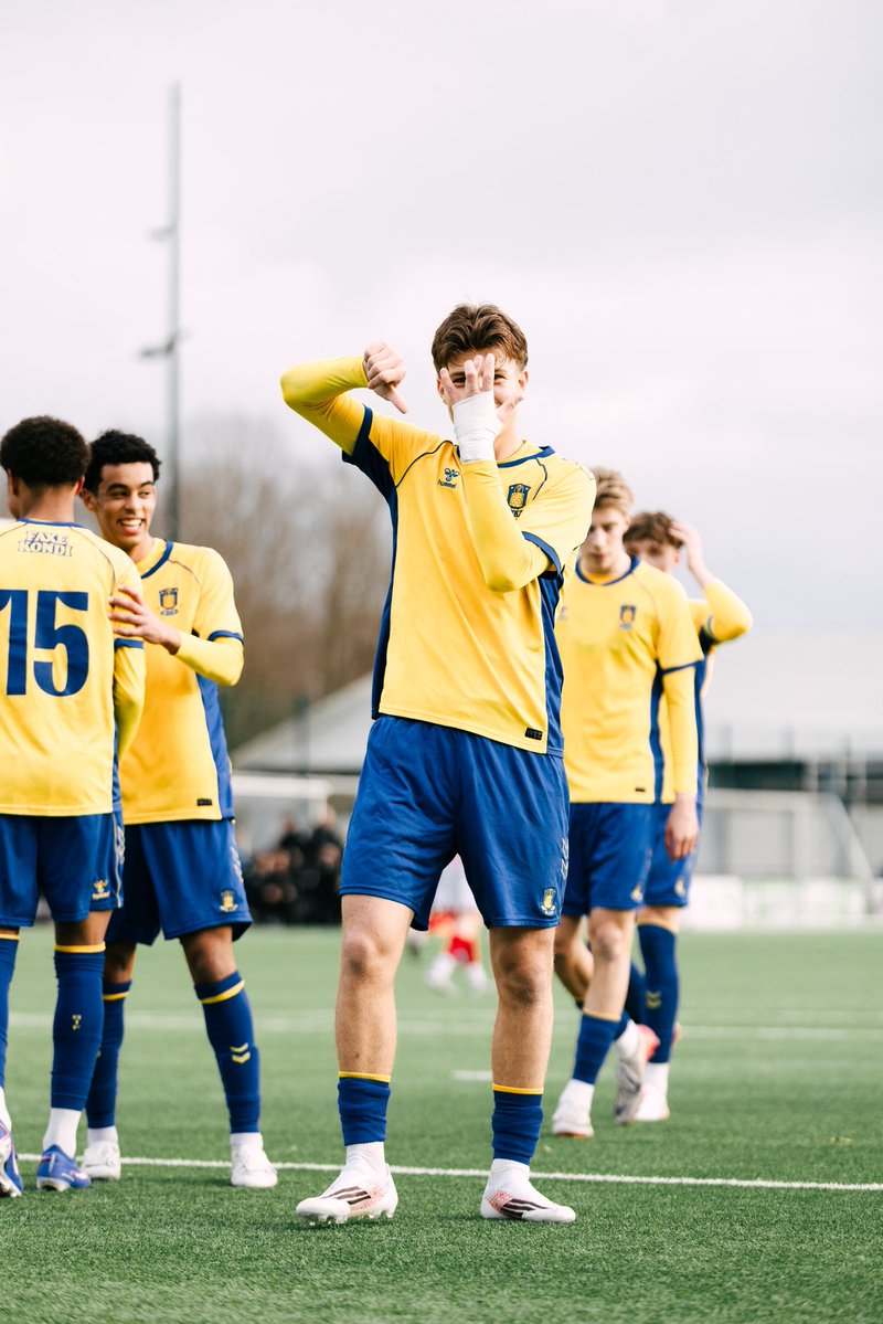 3point.dk tweet media