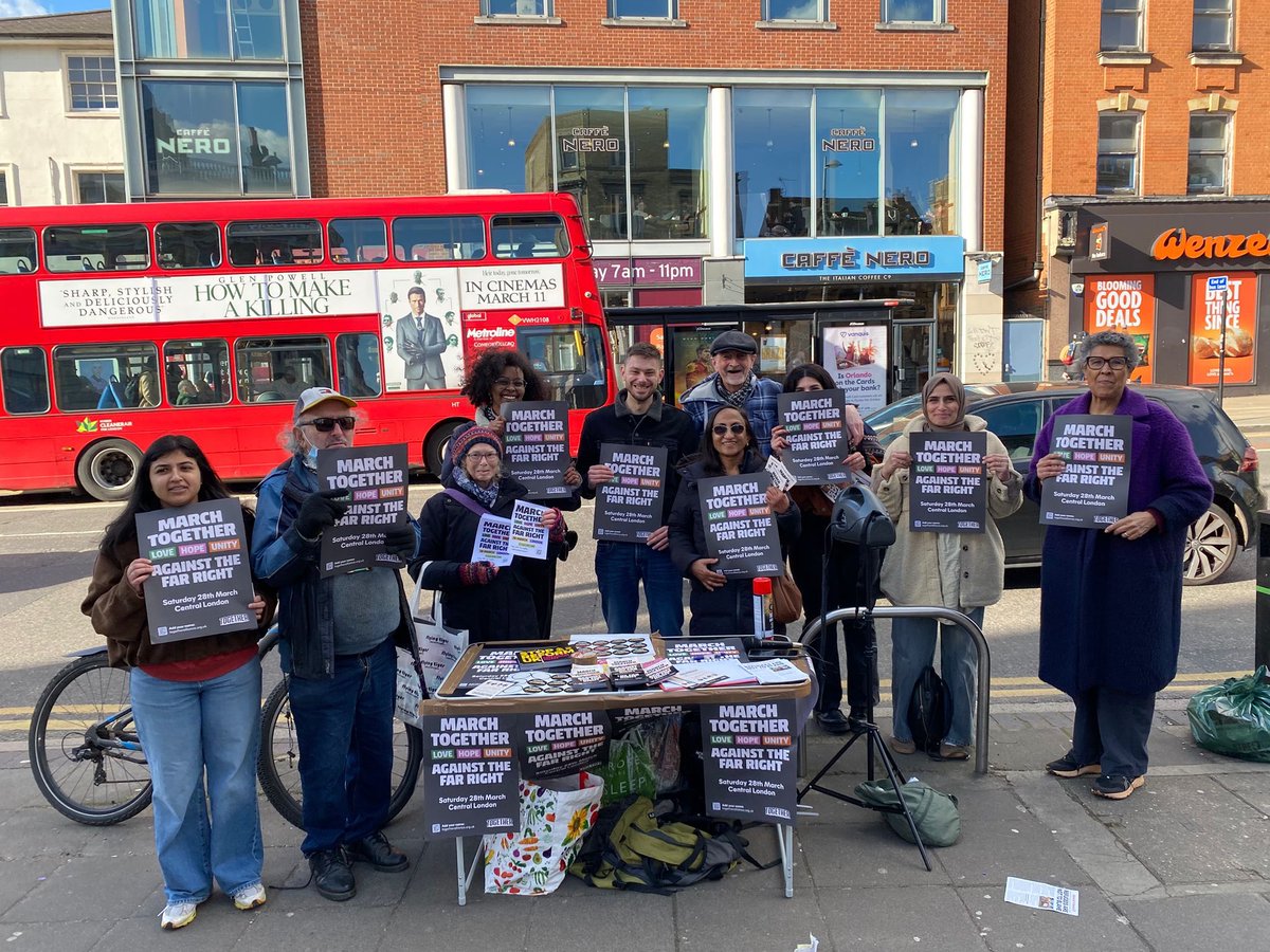 Stand Up To Racism tweet media