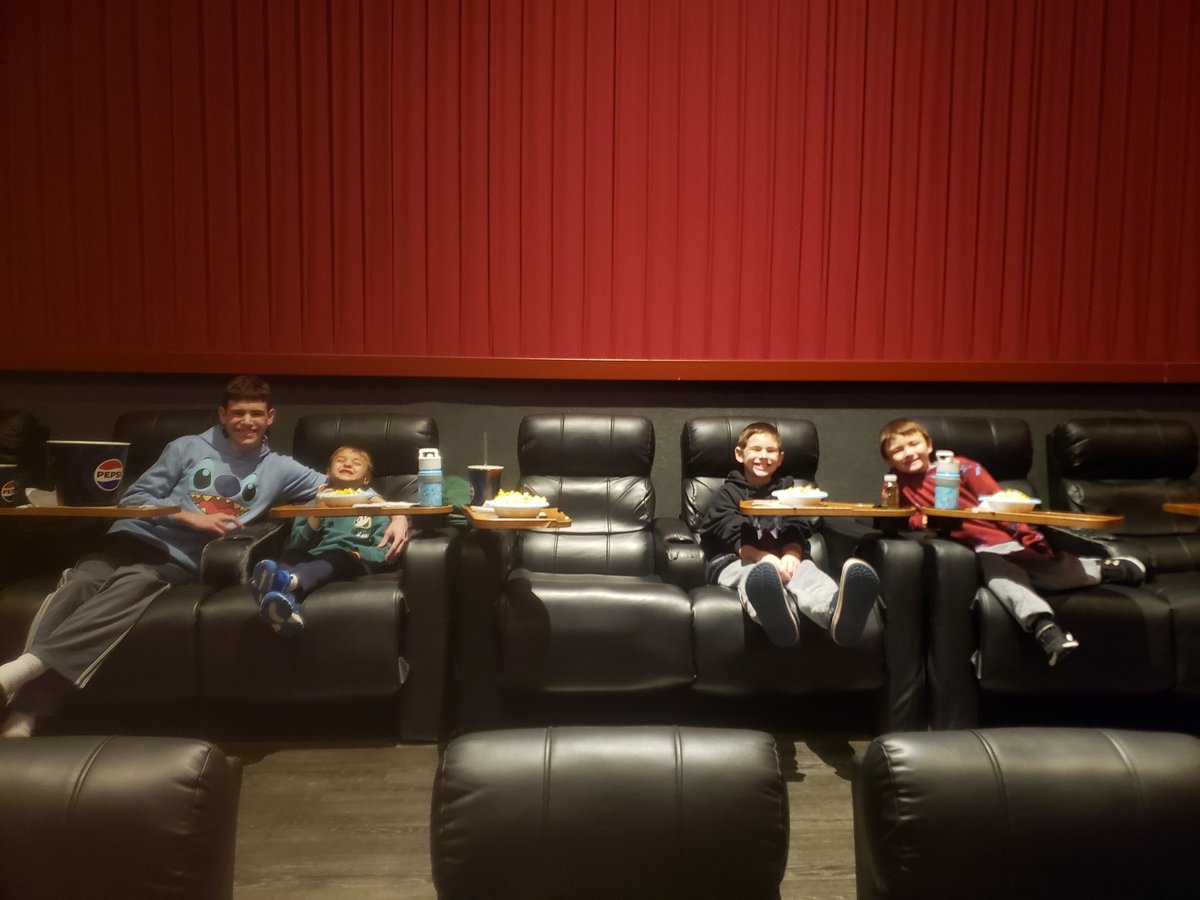 ʀᴇᴅɪsᴄᴏᴠᴇʀᴛʜᴇ80s.ᴄᴏᴍ tweet media