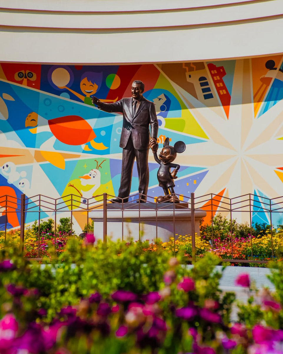 Disneyland Paris tweet media