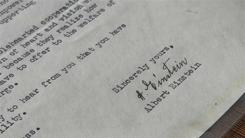 Marriott Library tweet media