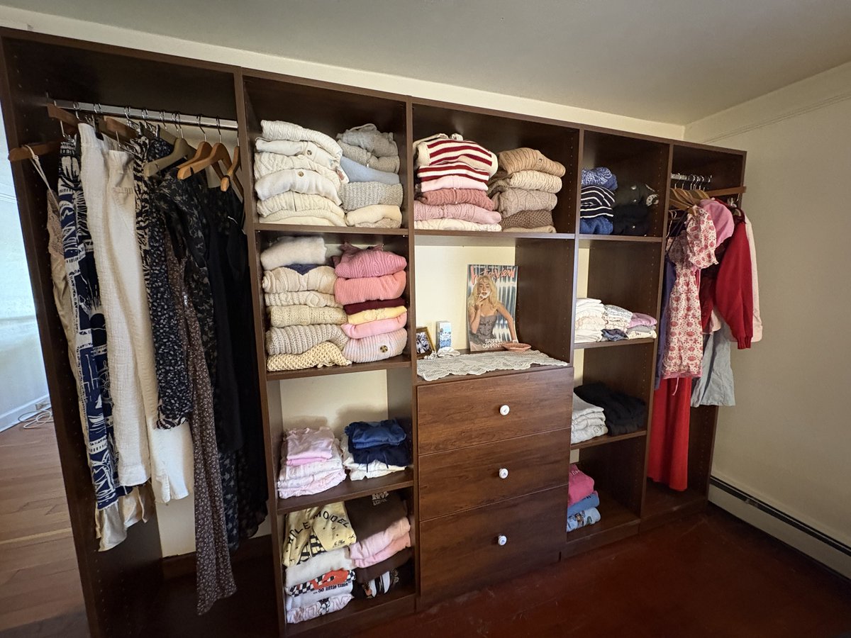 Closets by Design tweet media
