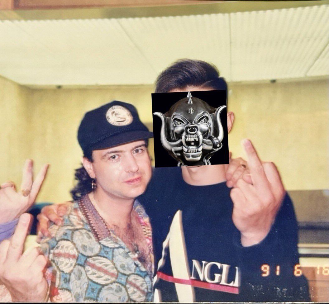 southern_cross1's tweet photo. “Back in the day with Wizzo”
#Motörhead #PhilCampbell #WIZZO #RIP https://t.co/632f7nItqL