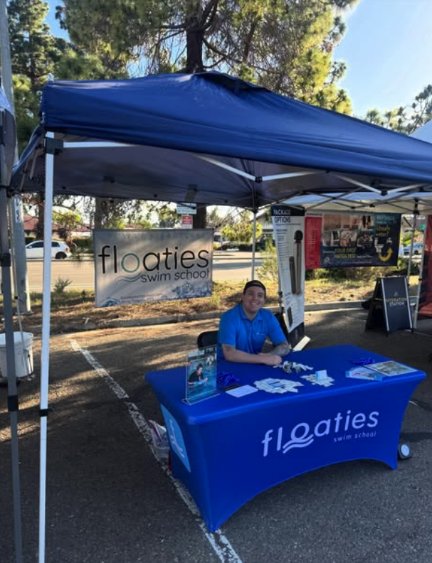 Floaties Swim School tweet media