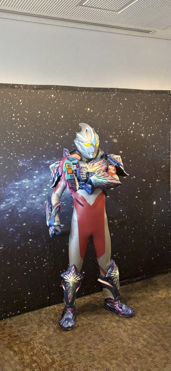 akimbo_com's tweet photo. ウルトラマン

ウルトラヒーローズ THE LIVE
 ～オメガ・アーク・ブレーザー 新世代ヒーロー集結～

まーまー面白かった🤣 https://t.co/REXD1tuYLn
