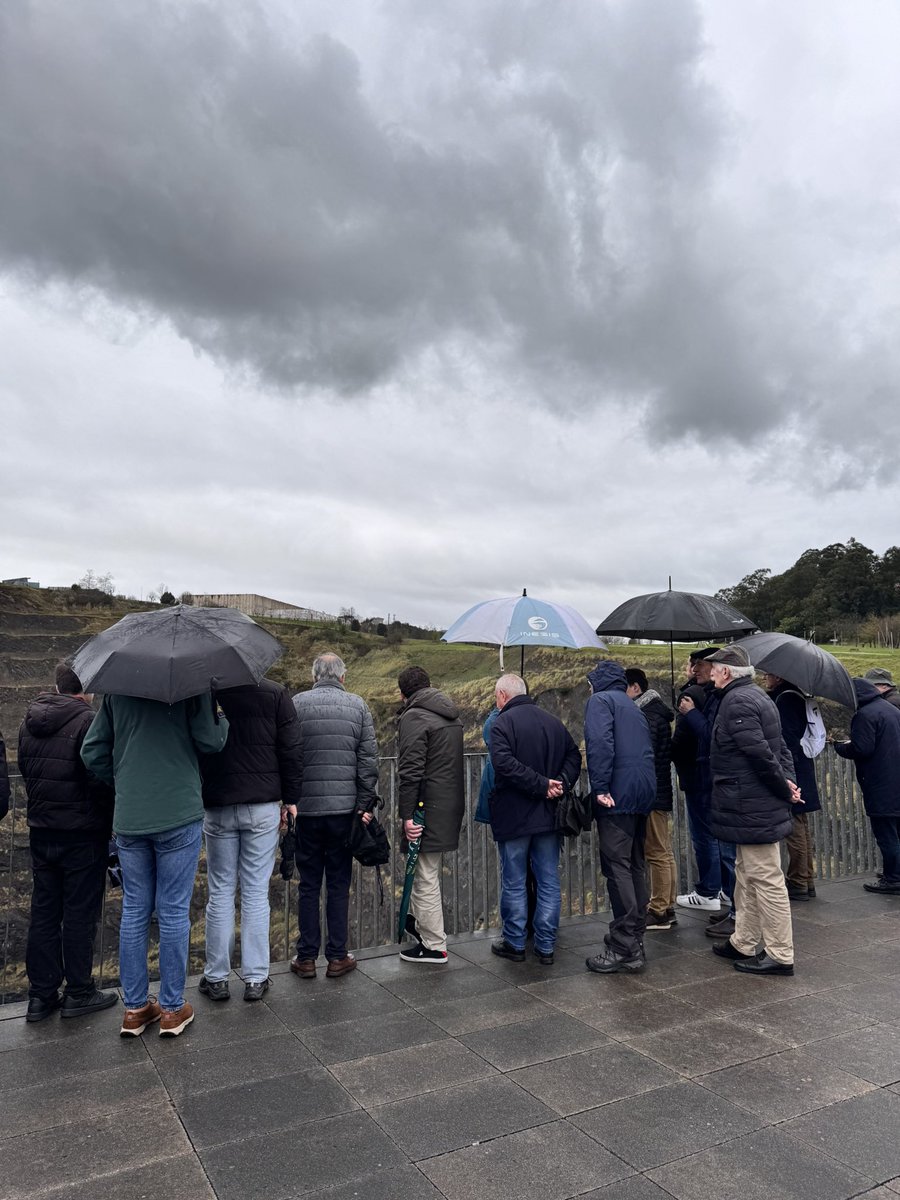 Asociación de Amigos del Ferrocarril de Bilbao tweet media