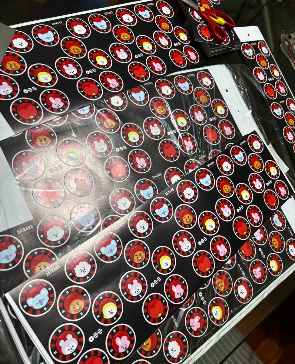 Mina⁷ 🇵🇪 Comms open (2/3) tweet media