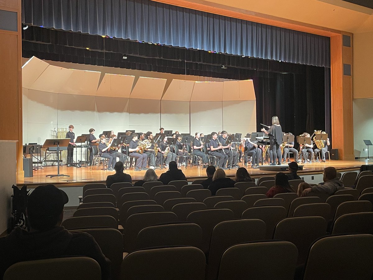 principalpeo's tweet photo. Great performance by our Symphonic Band during their performance at @avonnorth1 today! #WeAreSouthWeAreOne https://t.co/XuUqsfOE9a