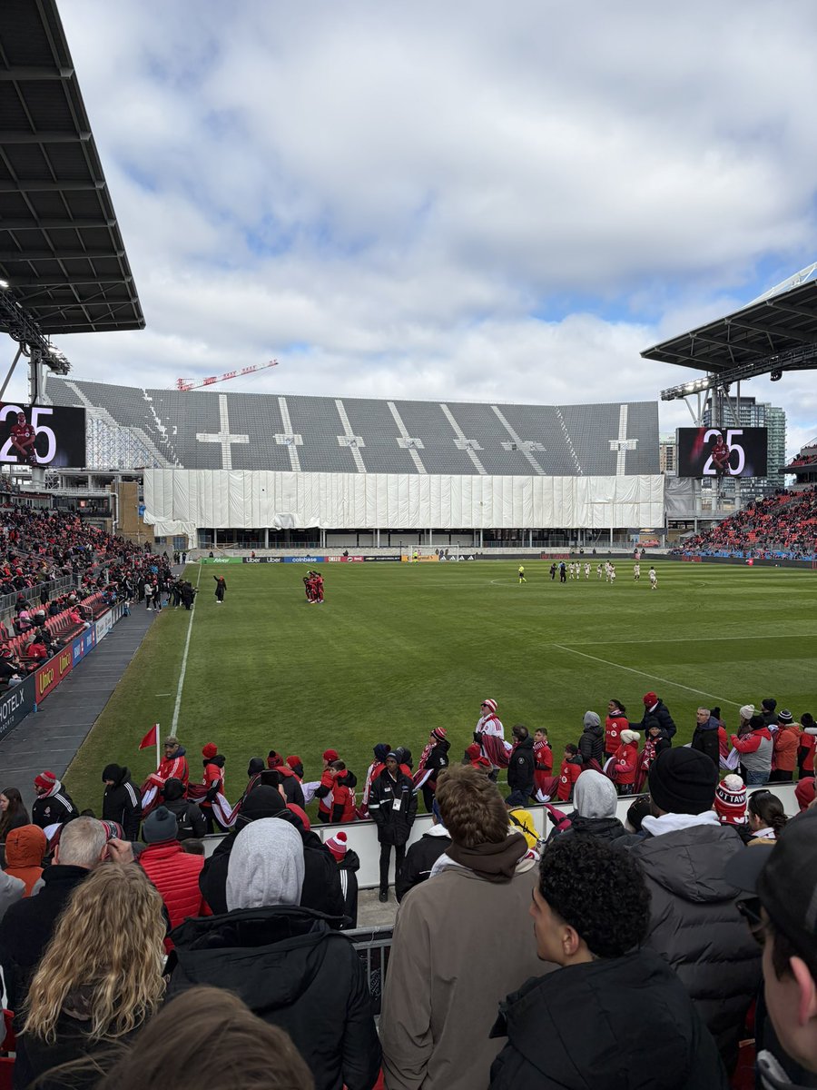 danielialeggio's tweet photo. Beautiful day for some footy #TFCLive https://t.co/83tObYdnSR
