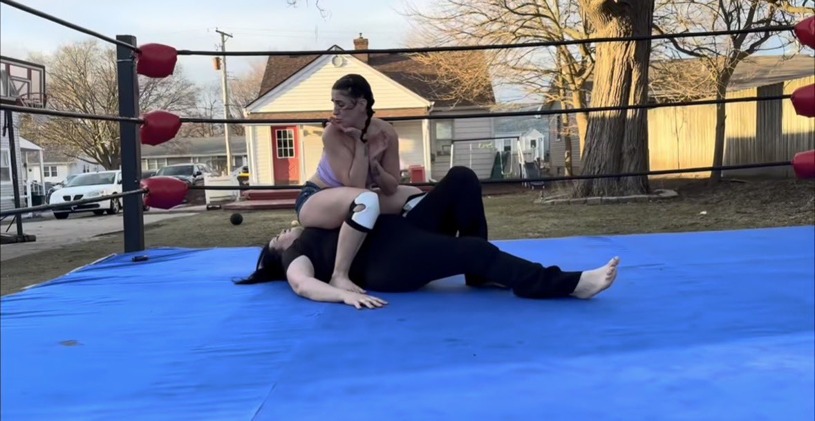 Kate Jones💪 tweet media