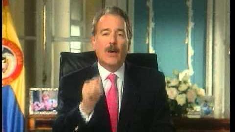 Da igual que Cepeda solo hable de Uribe en su programa, o los otros programas: Nadie va a decir la verdad: No va a aplicarse ningun programa de gobierno. El periodo 2026-2030 se gastara casi entero en limpiar el mierdero de Petro y eso no lo resiste ningun programa. Back to 1998.