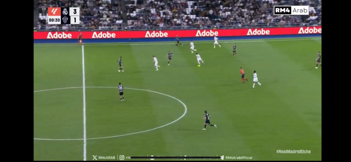 dvtkly's tweet photo. Arda gülerin golü La Liga tarihinin en uzun mesafeli golü olarak geçiyor.

68 ile 72 m arası.

#ardagüler 
#REALMADRİD https://t.co/OrUepJM0vb