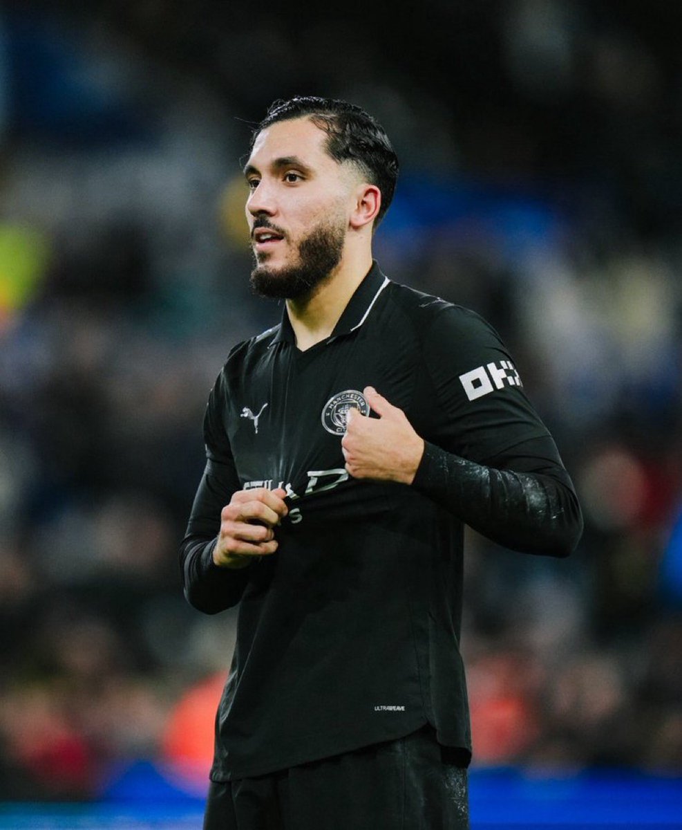 MCFC_Jacky's tweet photo. He deserves better ngl https://t.co/efozJ9vE4E