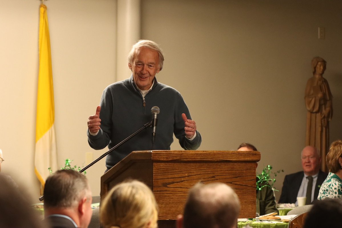 Ed Markey tweet media
