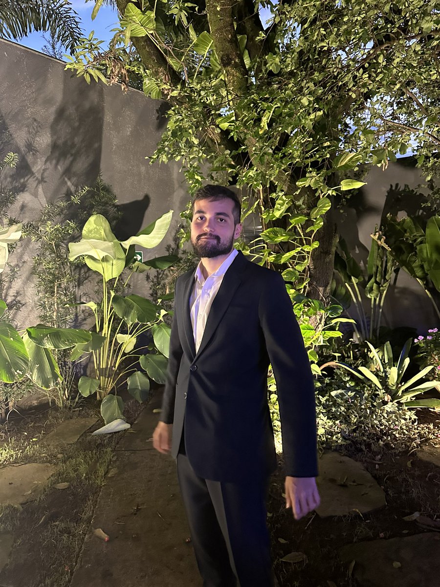 budegadeleao tweet media