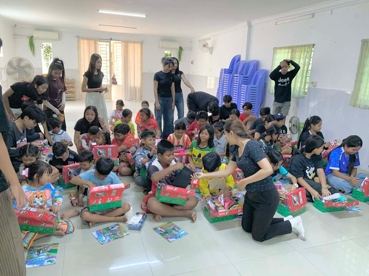 Operation Christmas Child tweet media