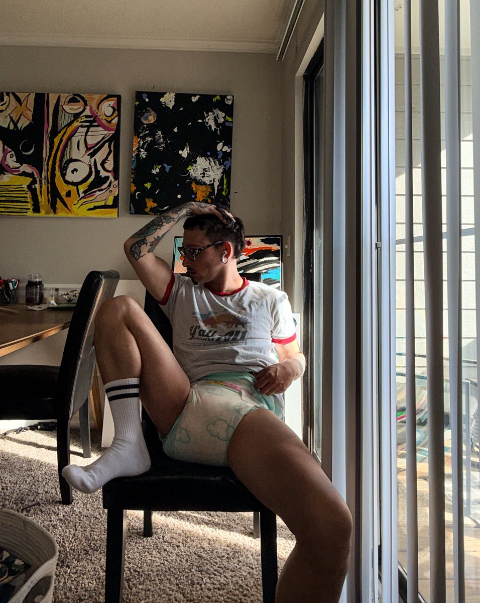 Spookybaby_boi tweet media