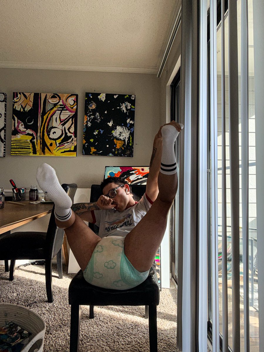 Spookybaby_boi tweet media