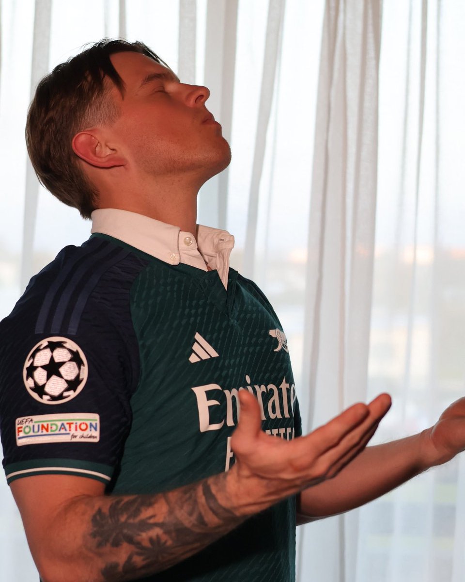 JS el johann tweet media