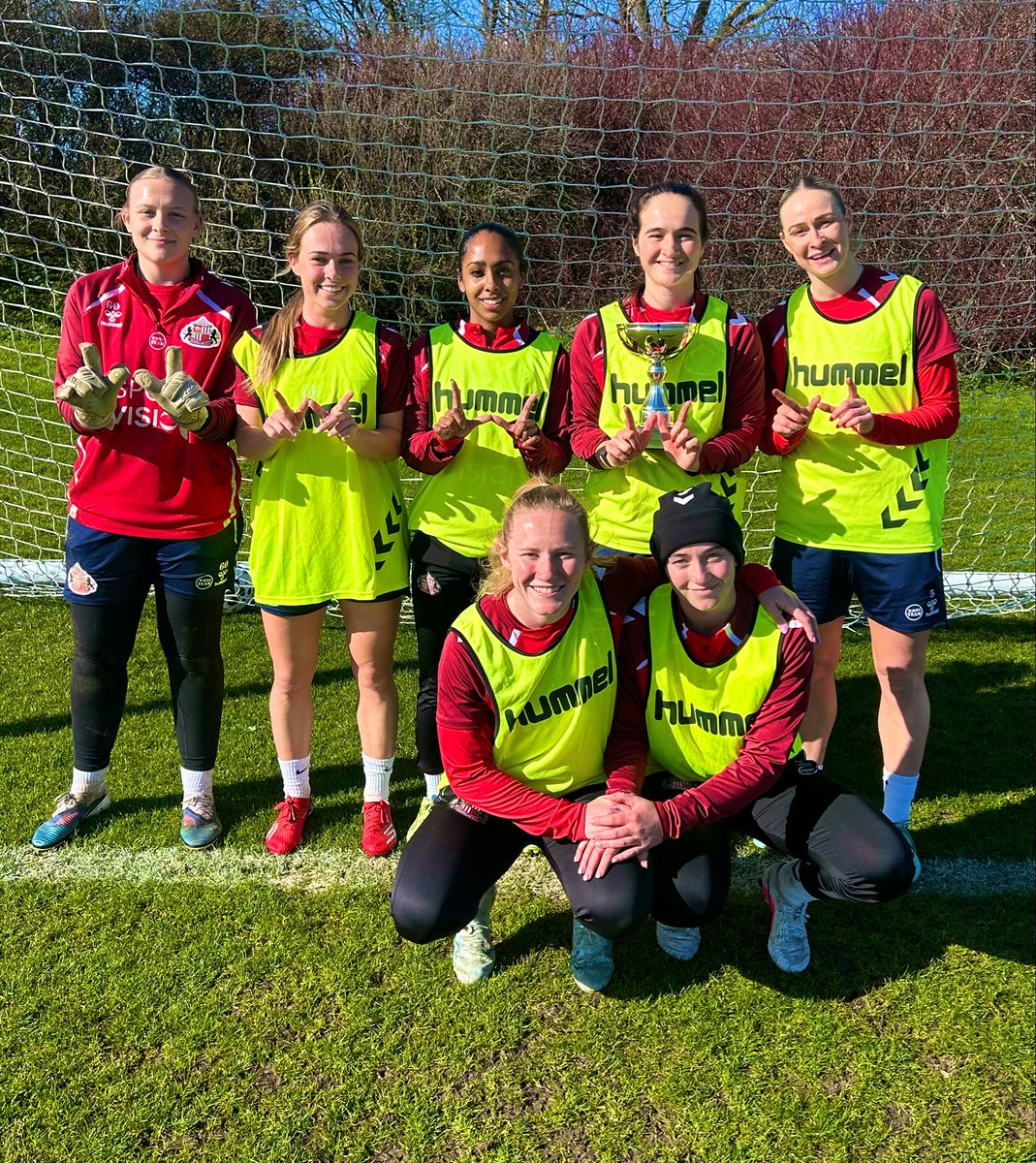 Steph Libbey tweet media