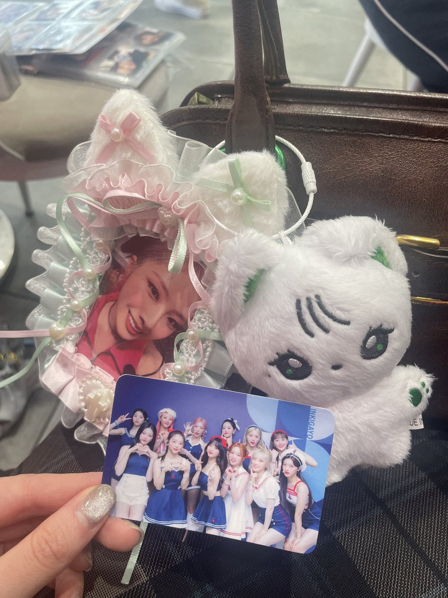 xo, my cyberxin¹² tweet media