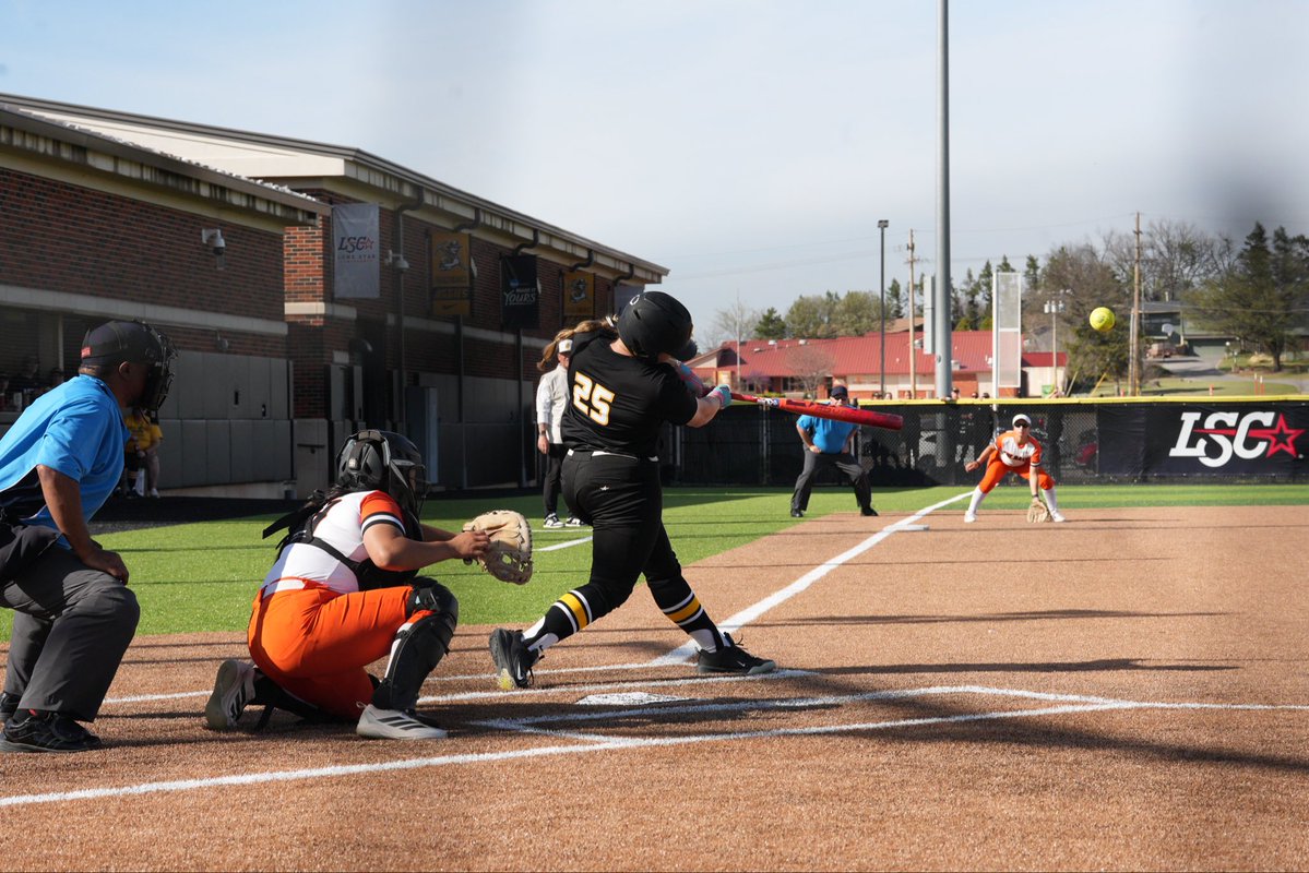 Cameron University Softball tweet media