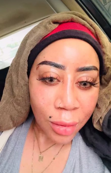 Nobody is telling moyo lawal the truth 😭😭😭