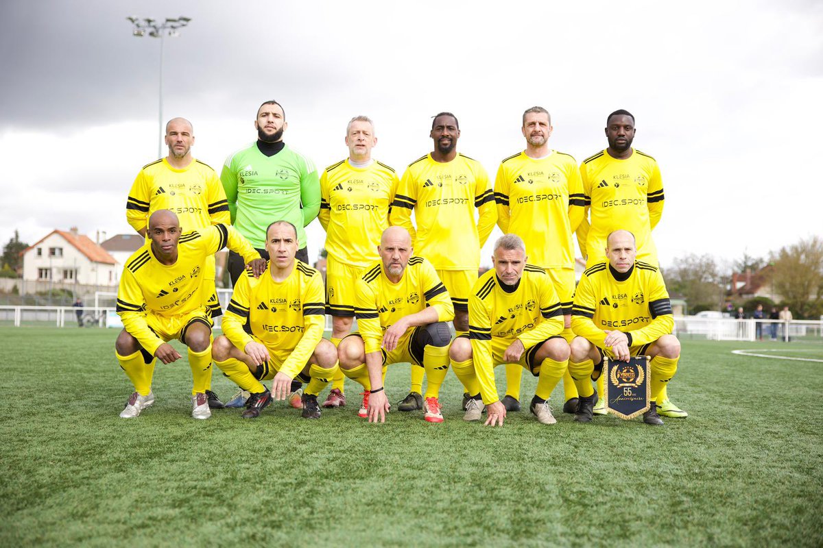 Variétés C.F. tweet media