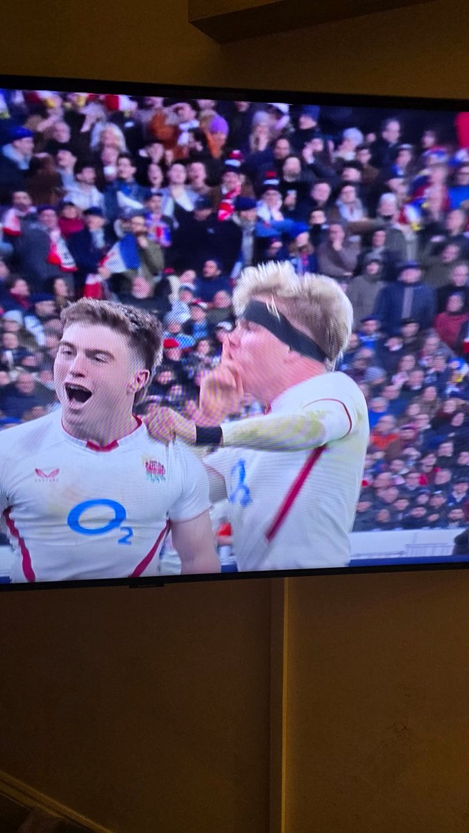 Jonathanjclark2's tweet photo. This aged well.... #FRAENG
#GuinnesM6N https://t.co/jS6Lhjne7I