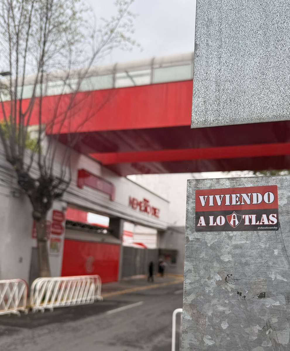 Checo tu cancha tweet media